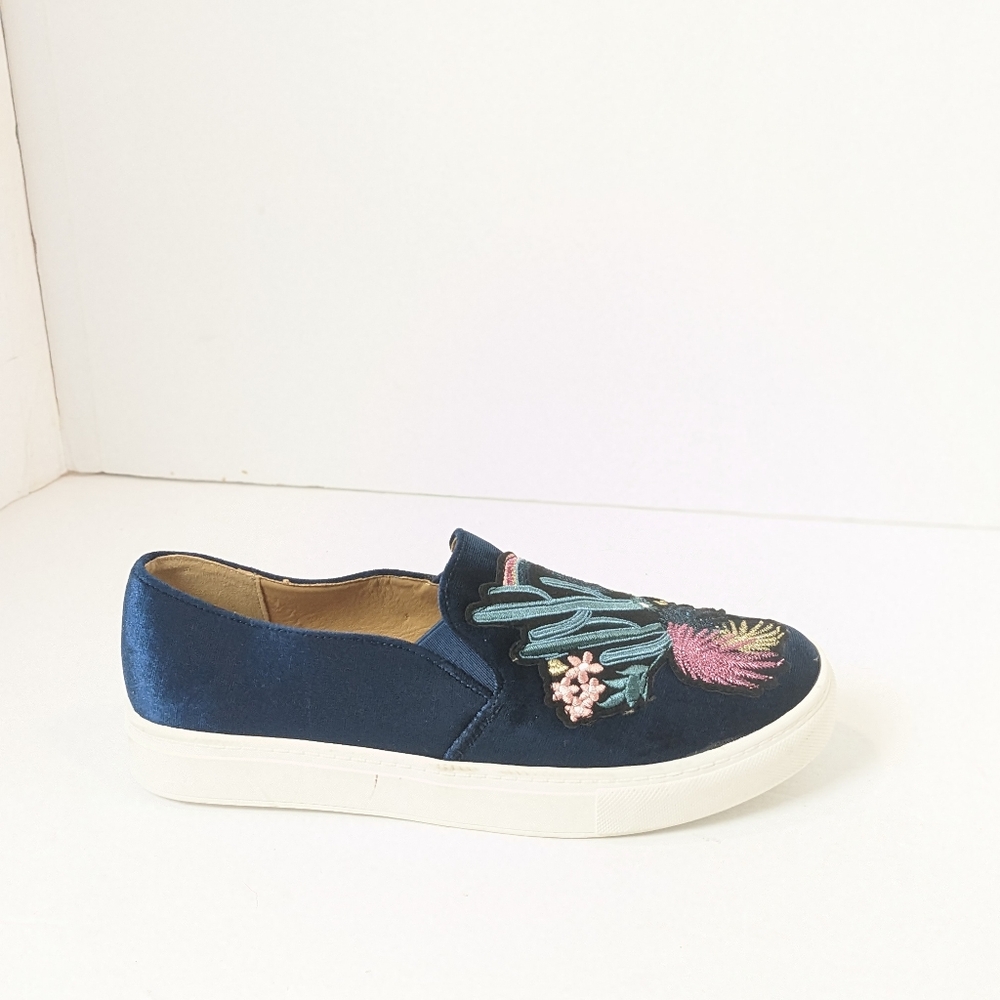 NWOT Dirty laundry velvet slides - Picture 2 of 16